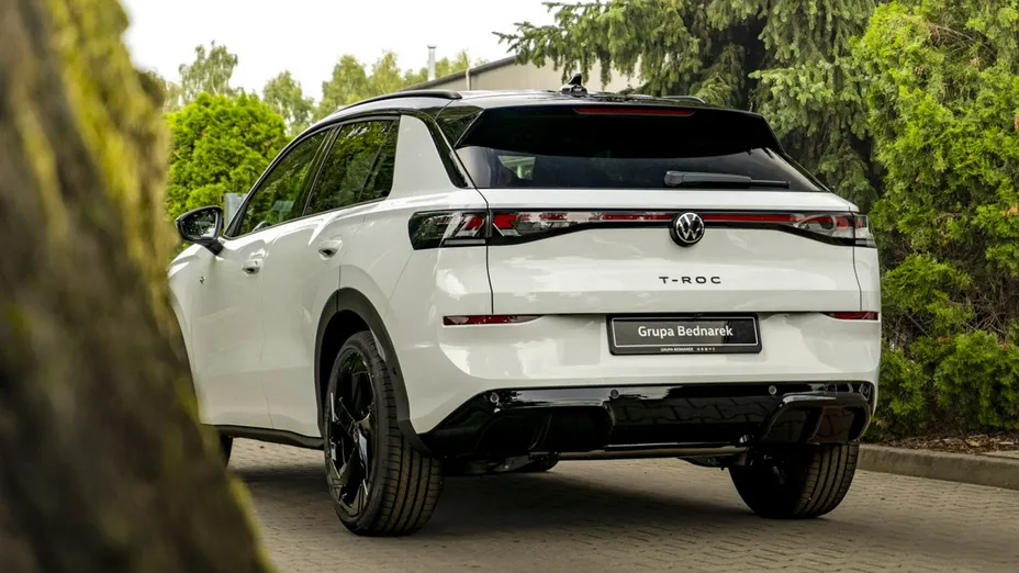 VOLKSWAGEN T-ROC -