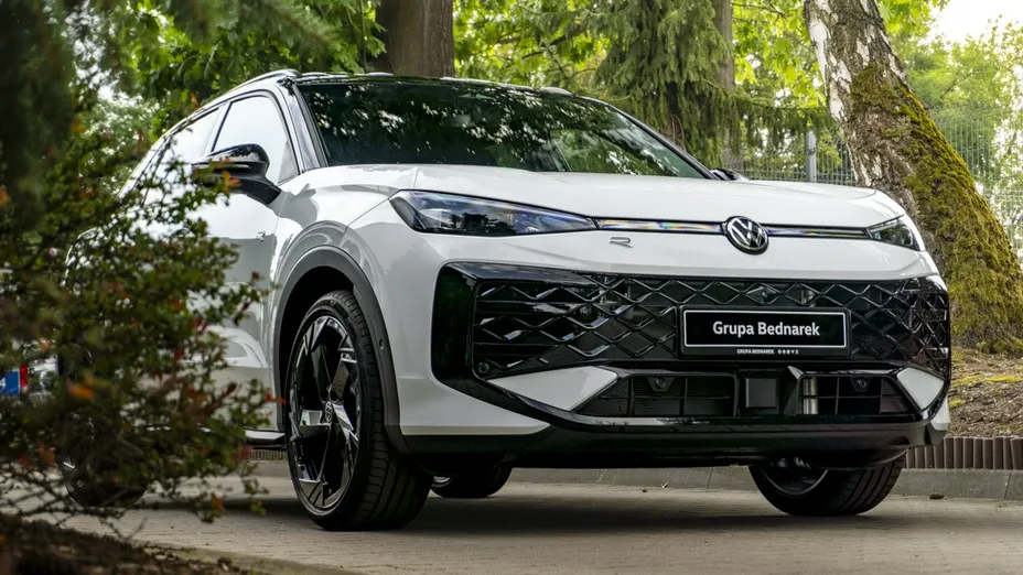 VOLKSWAGEN T-ROC -