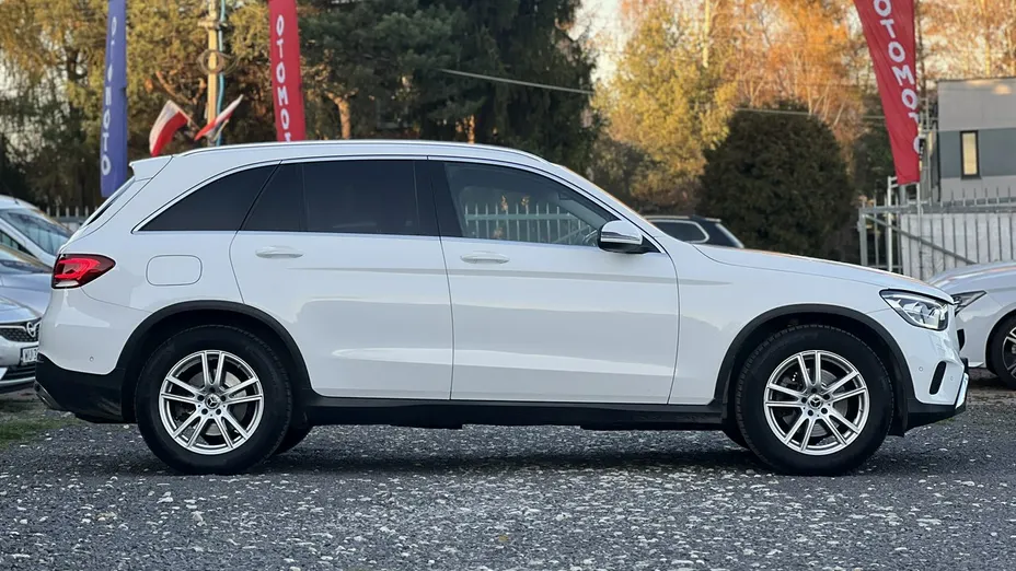 MERCEDES-BENZ GLC -