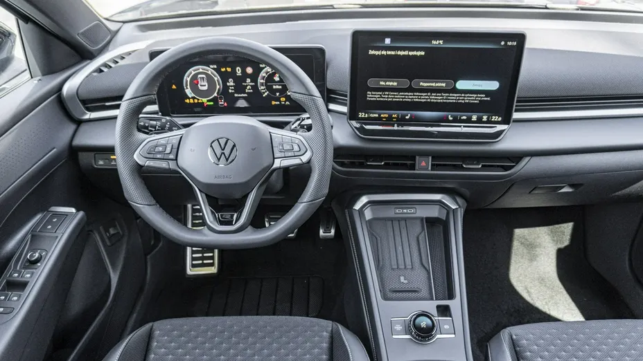 VOLKSWAGEN T-ROC -