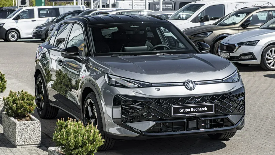 VOLKSWAGEN T-ROC -