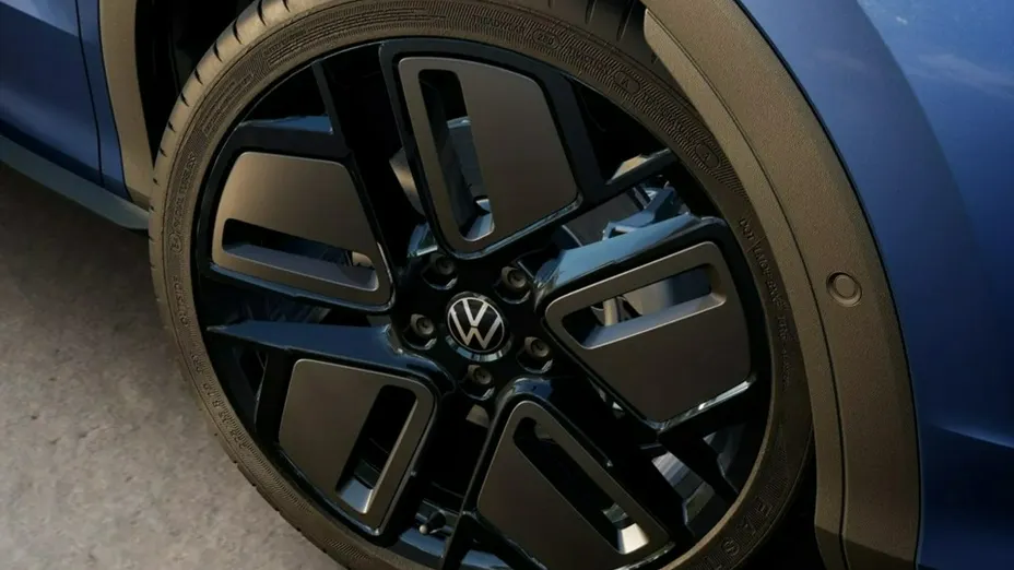 VOLKSWAGEN T-ROC -