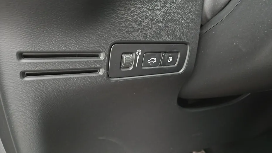 VOLVO XC40 -