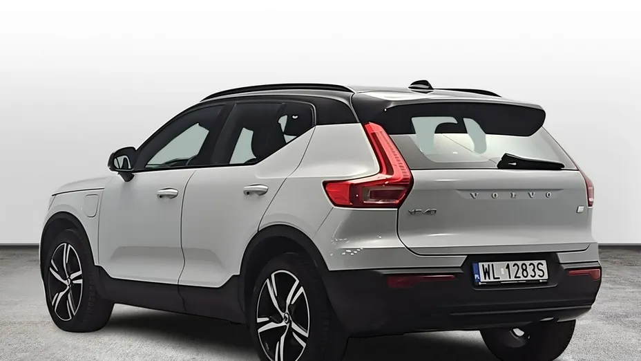 VOLVO XC40 -