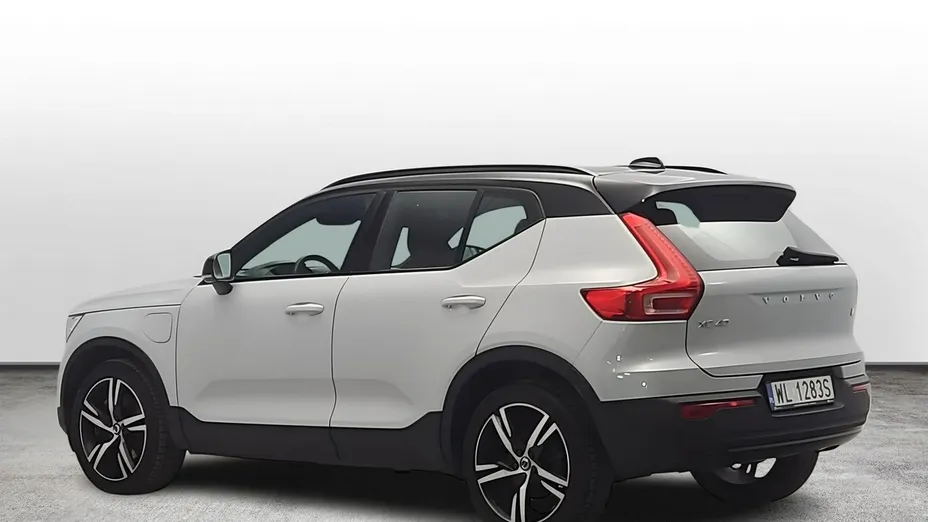 VOLVO XC40 -