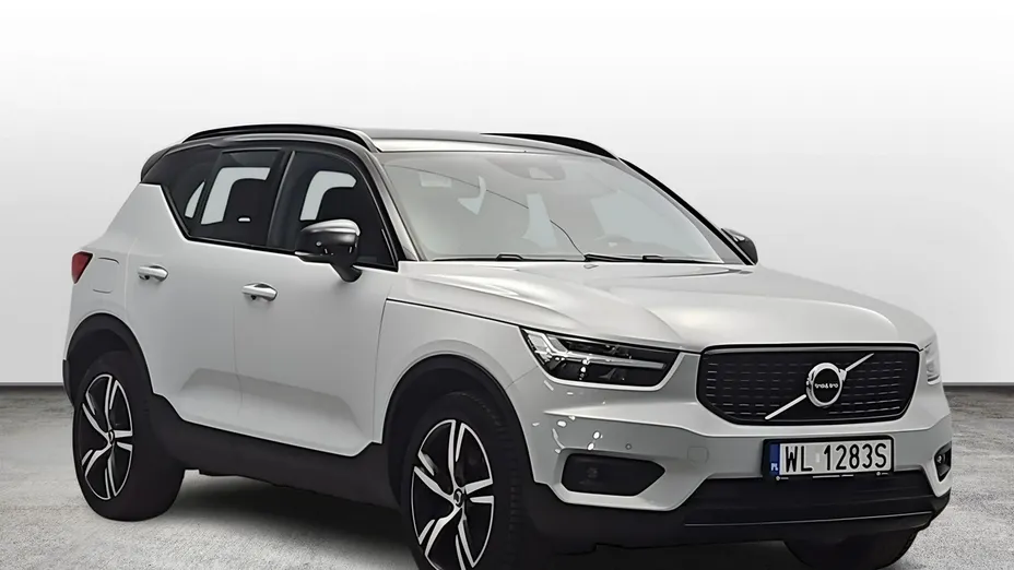 VOLVO XC40 -