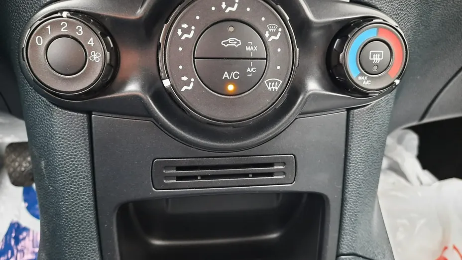 FORD Fiesta -