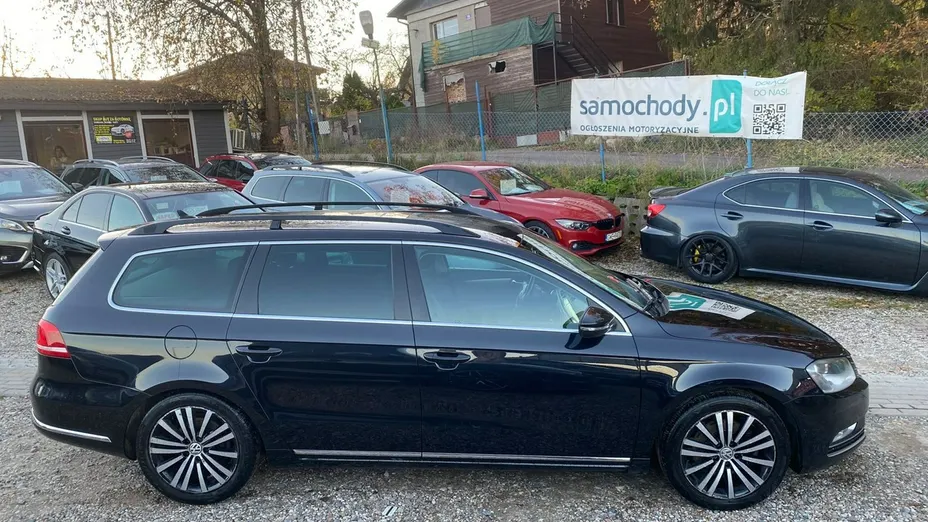 VOLKSWAGEN Passat -