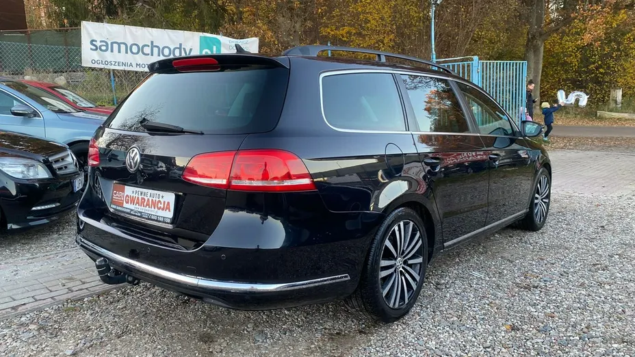 VOLKSWAGEN Passat -