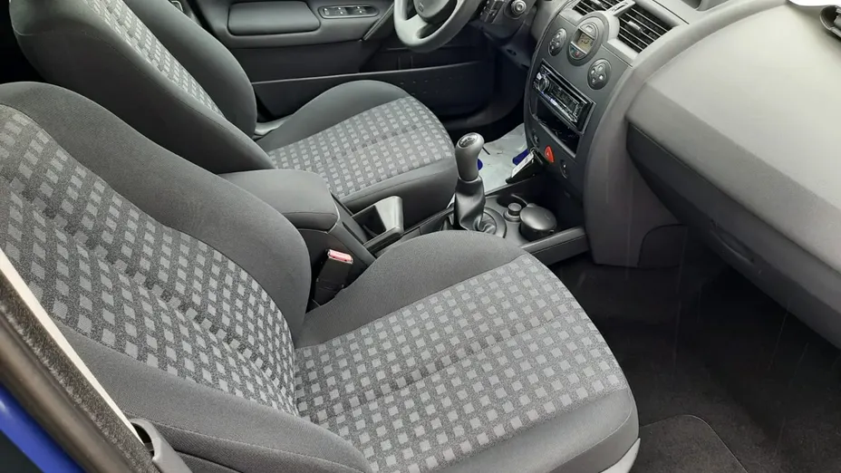 RENAULT Megane -