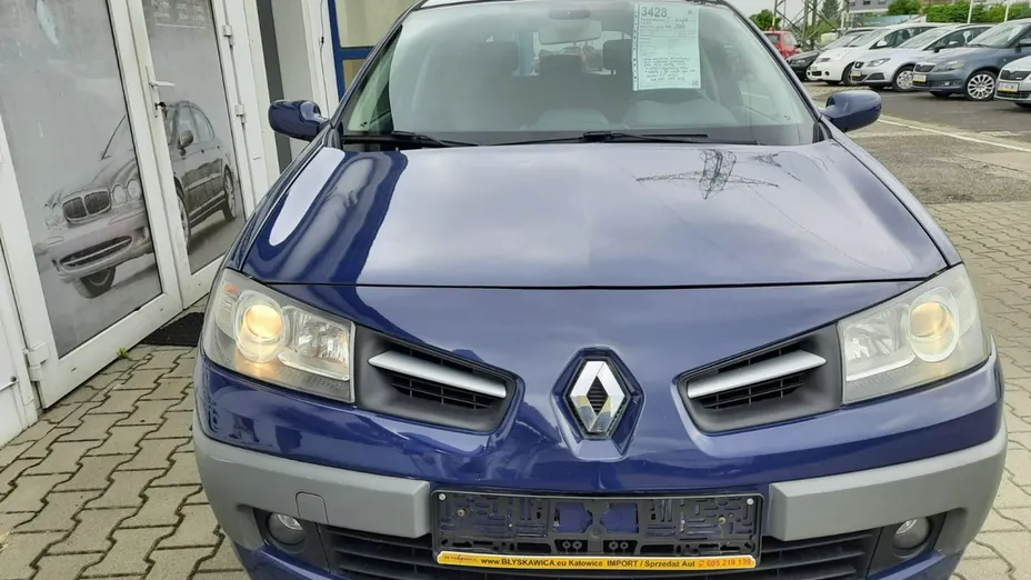 RENAULT Megane -