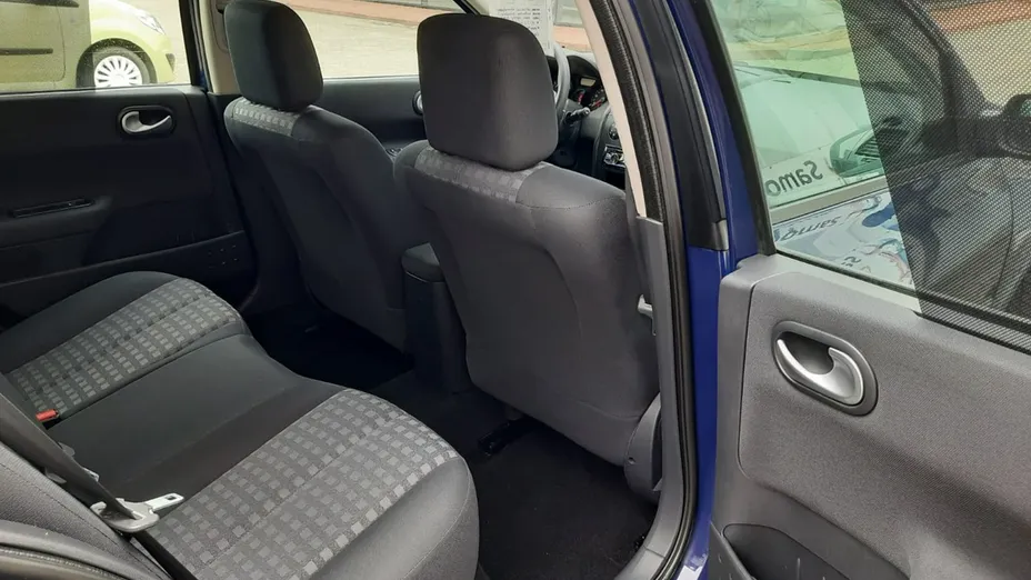 RENAULT Megane -