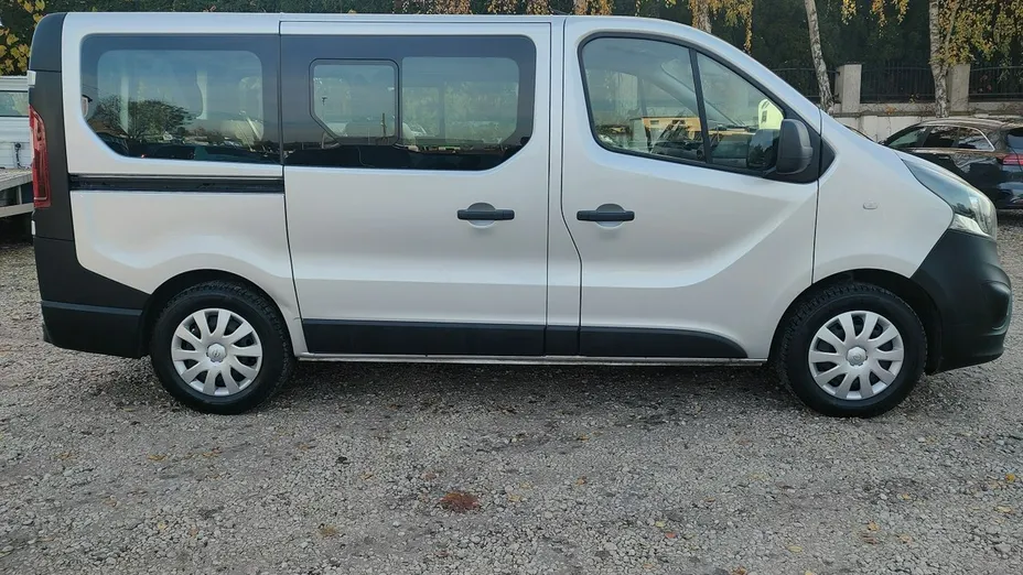 OPEL Vivaro -