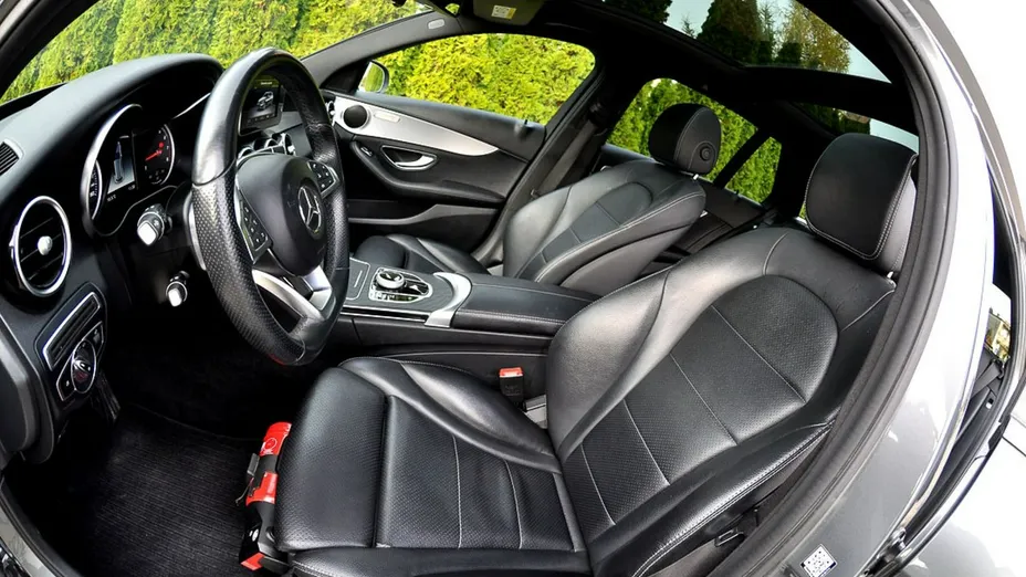 MERCEDES-BENZ C Klasa -