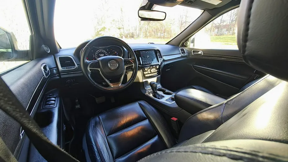 JEEP Grand Cherokee -