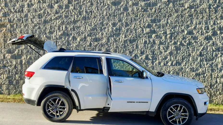 JEEP Grand Cherokee -