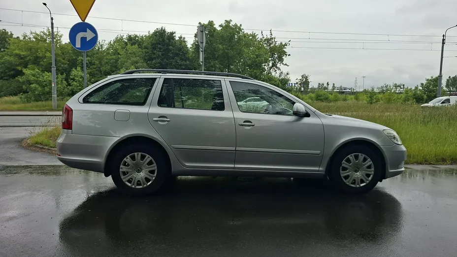 SKODA Octavia -