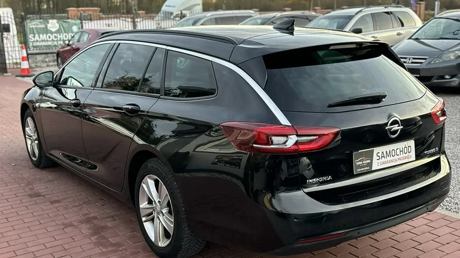 OPEL Insignia -