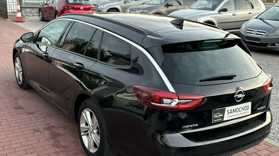 OPEL Insignia -