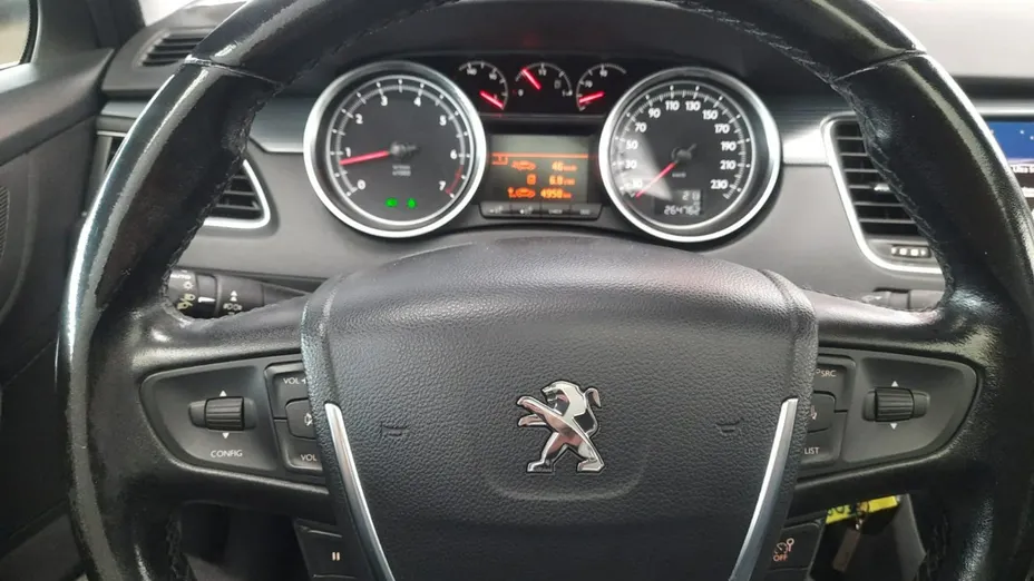 PEUGEOT 508 -