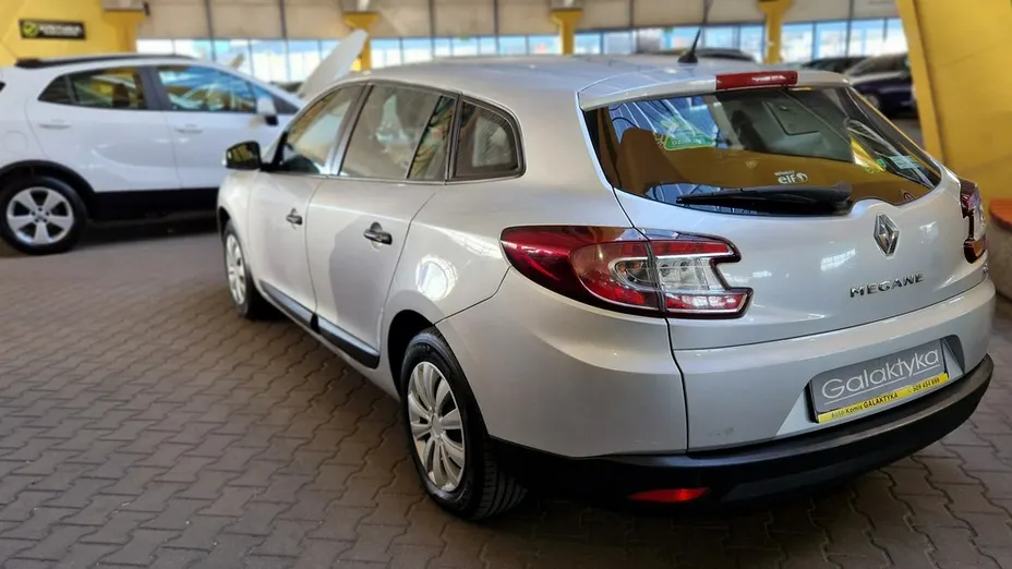 RENAULT Megane -