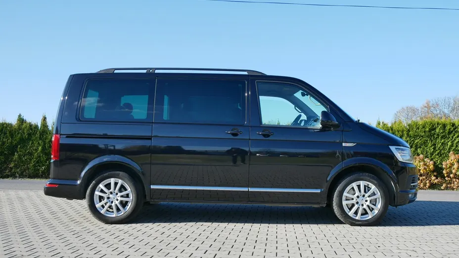 VOLKSWAGEN Multivan -