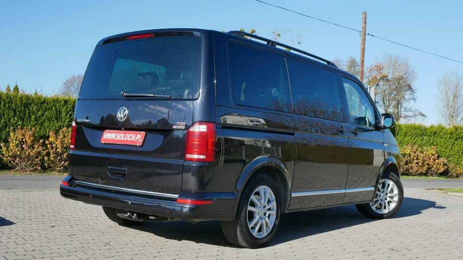 VOLKSWAGEN Multivan -