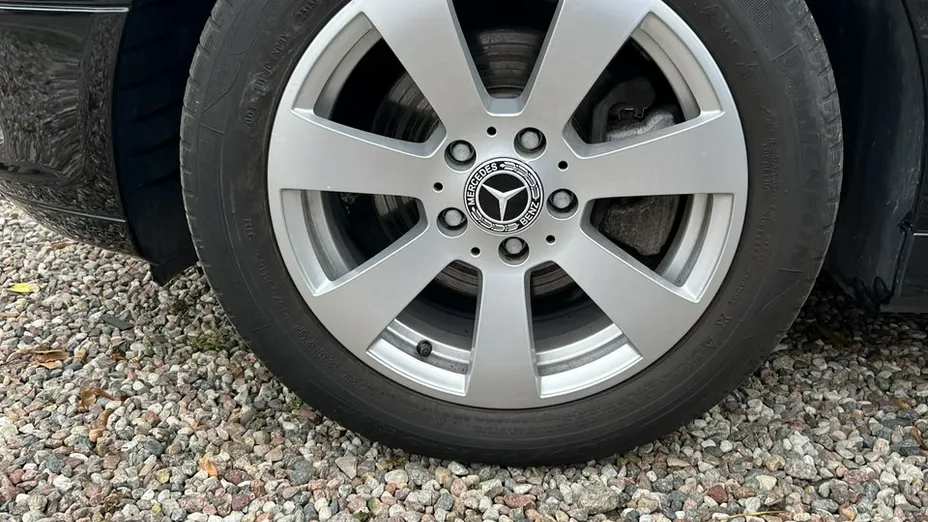 MERCEDES-BENZ C Klasa -