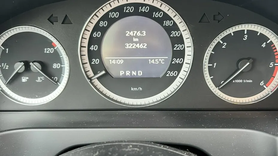 MERCEDES-BENZ C Klasa -