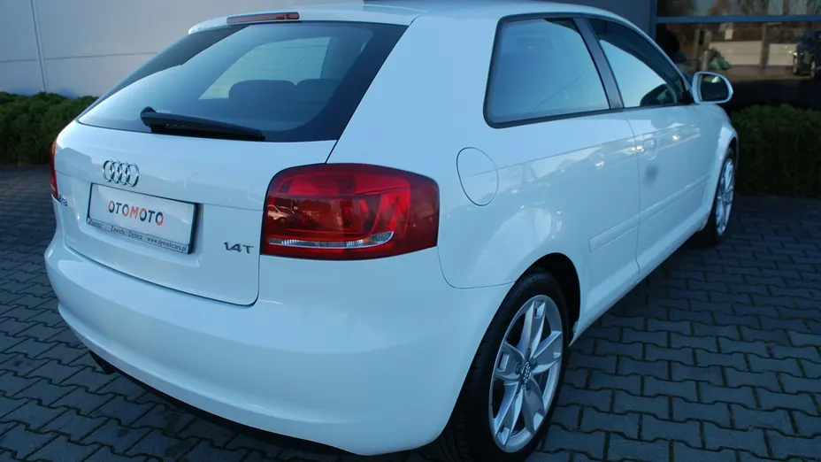 AUDI A3 -