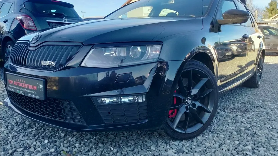 SKODA Octavia -