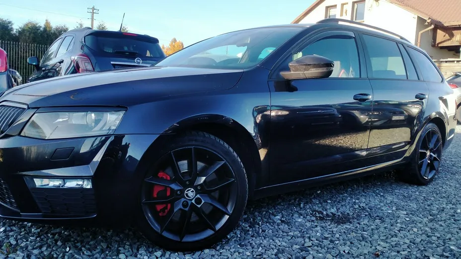 SKODA Octavia -