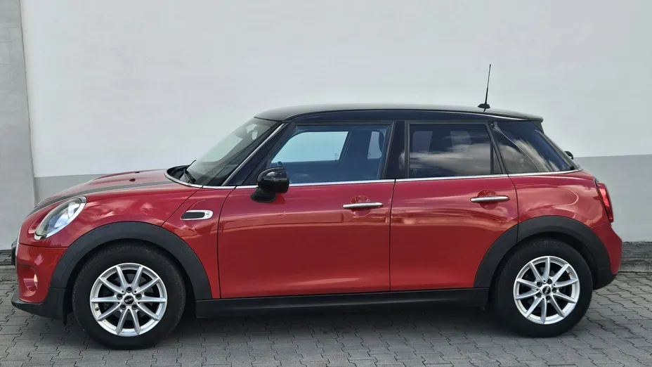 MINI Cooper -