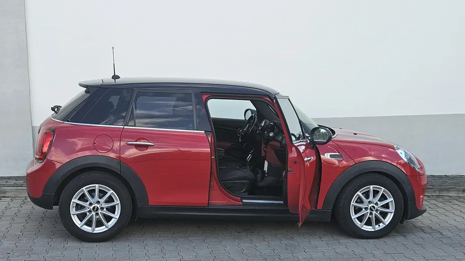 MINI Cooper -