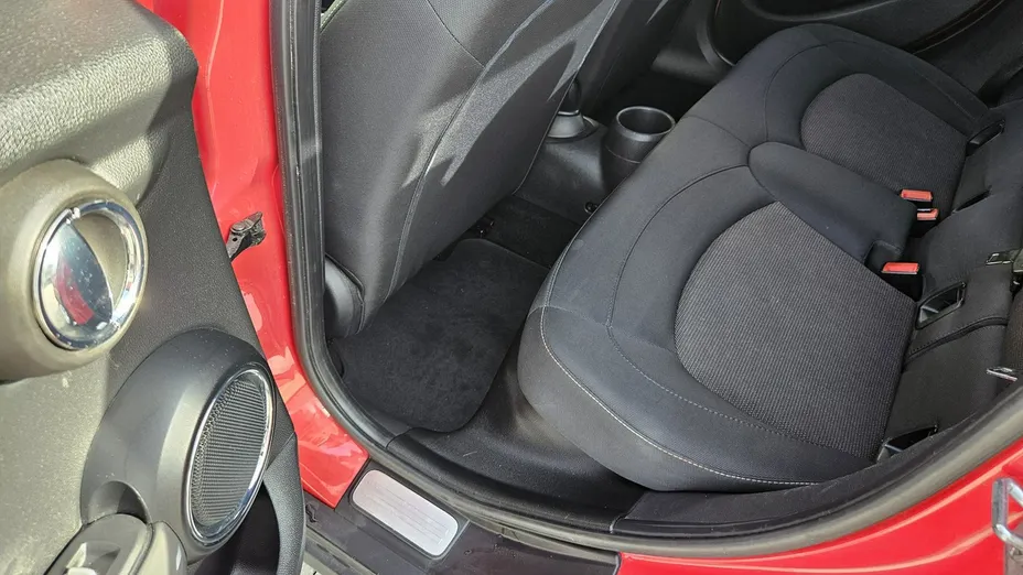 MINI Cooper -