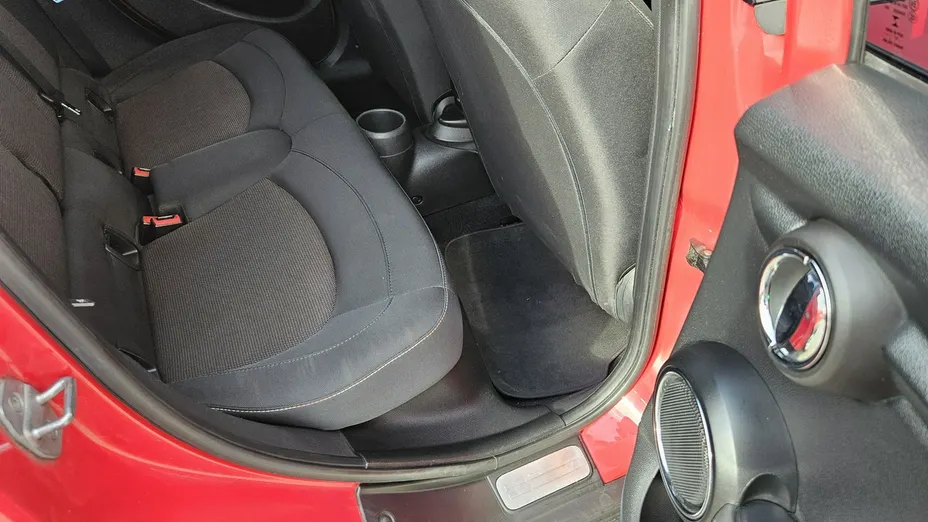 MINI Cooper -