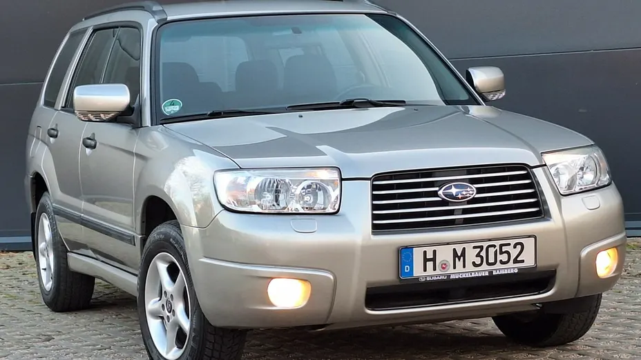 SUBARU Forester -