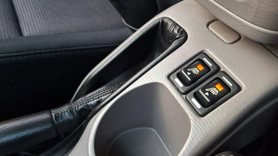 SUBARU Forester -