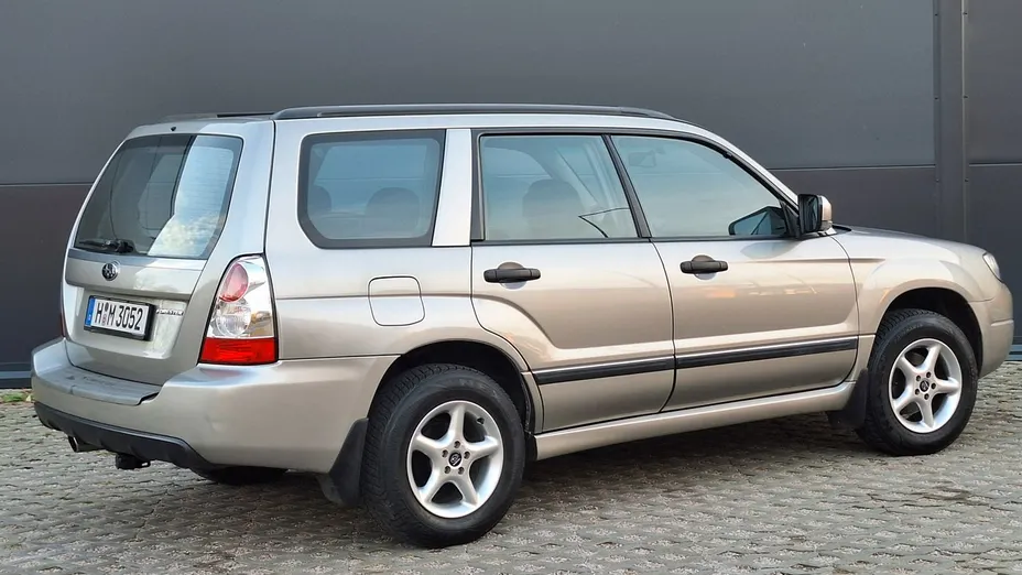 SUBARU Forester -