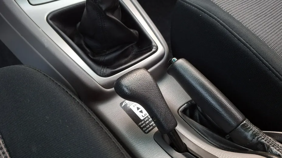 SUBARU Forester -