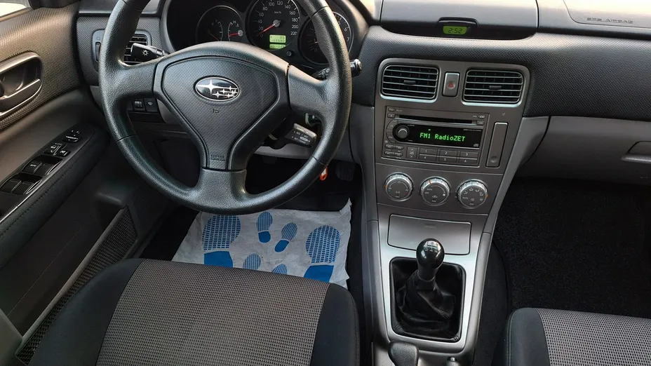 SUBARU Forester -