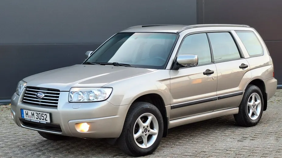 SUBARU Forester -