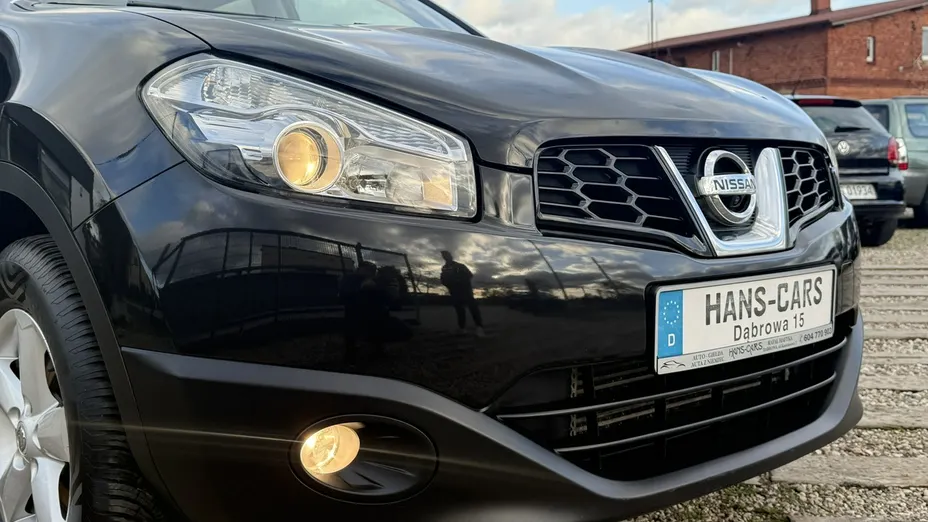 NISSAN Qashqai -