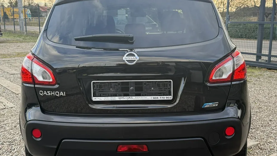 NISSAN Qashqai -