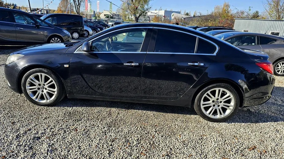 OPEL Insignia -