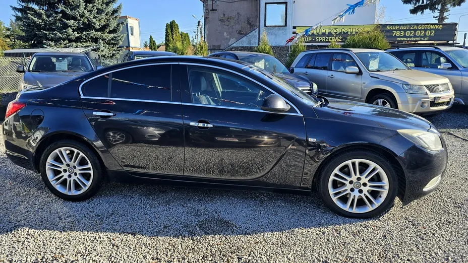 OPEL Insignia -