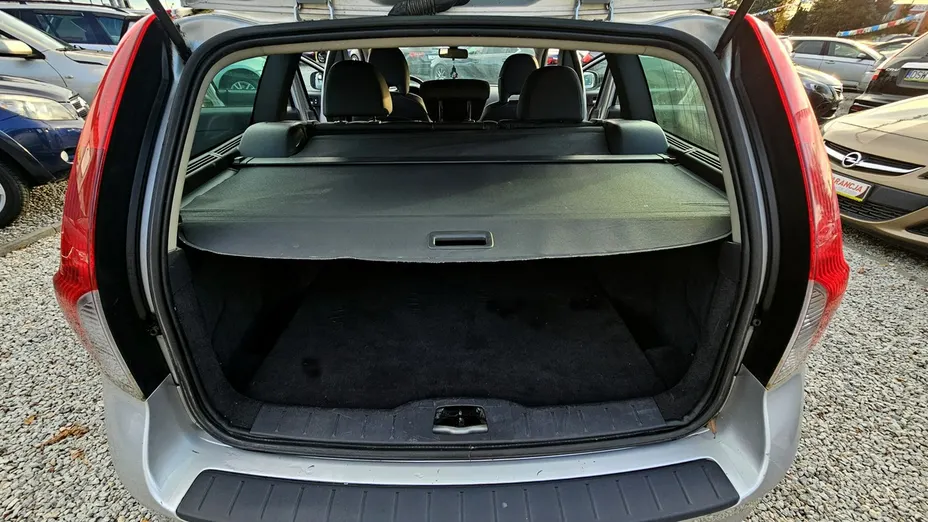 VOLVO V50 -