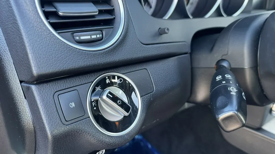 MERCEDES-BENZ C Klasa -