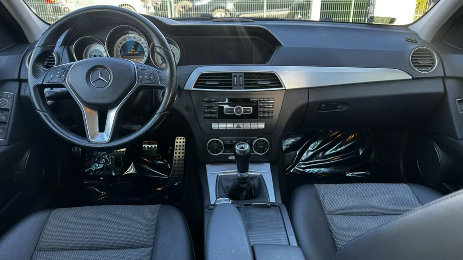 MERCEDES-BENZ C Klasa -