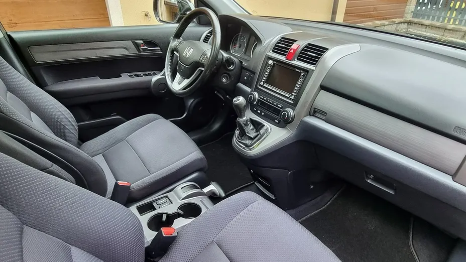 HONDA CR-V -